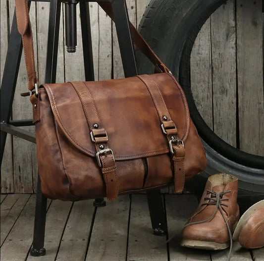 Double buckle Messenger Rustic