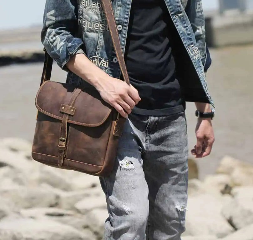 Single buckle Messenger Rustic