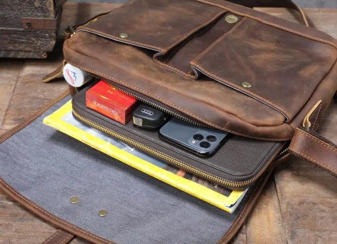 Single buckle Messenger Rustic